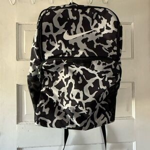 Nike Brasilia Camo Men's Backpack